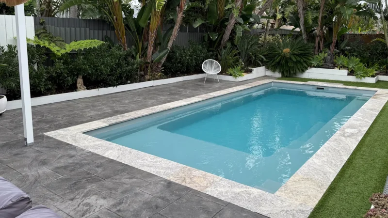 The Reflection with Splash Deck The Reflection with Splash Deck swimming pool model